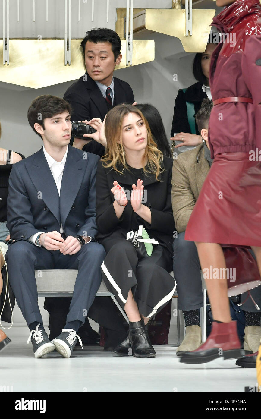 Milan, Italie. 22 févr. 2019. Milan, Italie. Feb 22, 2019. 2020. Tod's Fashion Show de Photo : Filippo Della Valle, crédit client : agence photo indépendante/Alamy Live News Crédit : Agence Photo indépendant Srl/Alamy Live News Banque D'Images