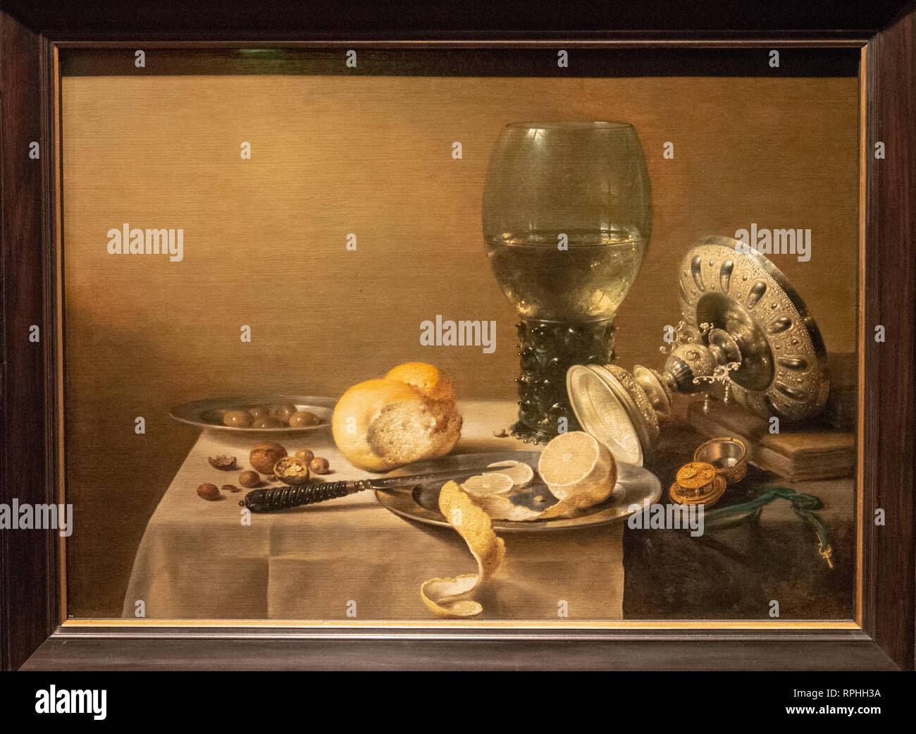 Still Life with tazza par Pieter Claesz Banque D'Images Still Life with tazza par Pieter Claesz Banque D'Images