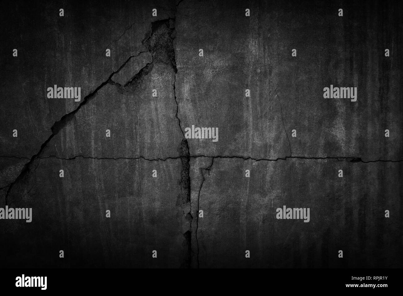 Crack fond noir. Grunge texture. Fond d'écran foncé. Tableau noir. Chalkboard Banque D'Images