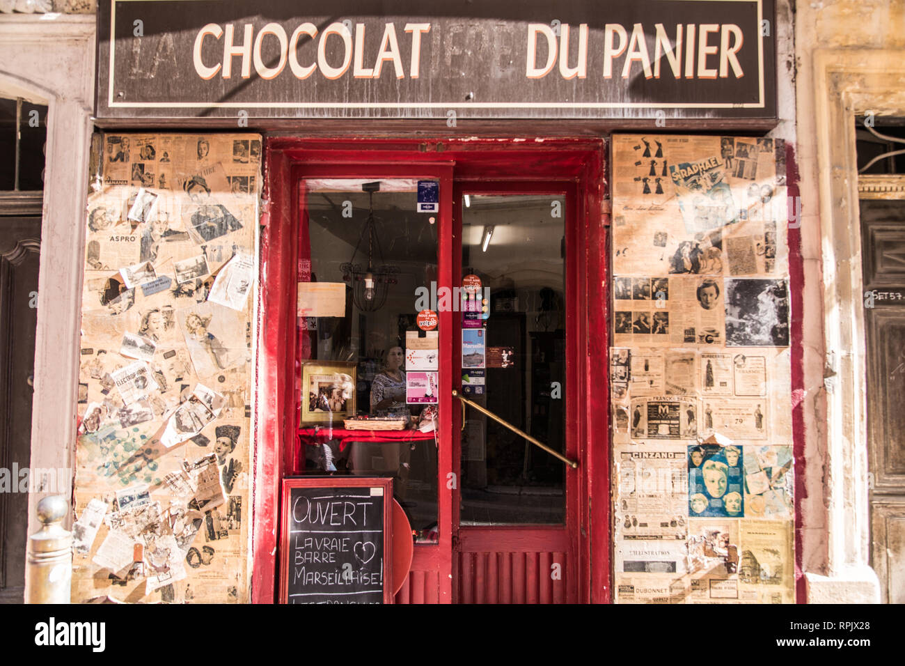 Ancienne devanture de boulangerie française Banque de photographies et  d'images à haute résolution - Alamy