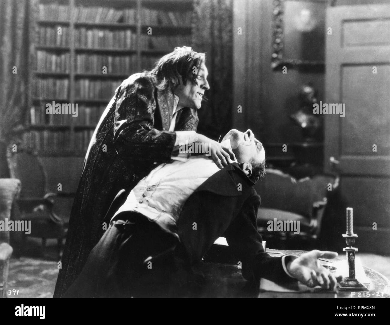 John Barrymore Charles Lane Dr Jekyll et Mr Hyde 1920 Silent Movie version Robert Louis Stevenson réalisateur John S Robertson Paramount Pictures / Artcraft Banque D'Images