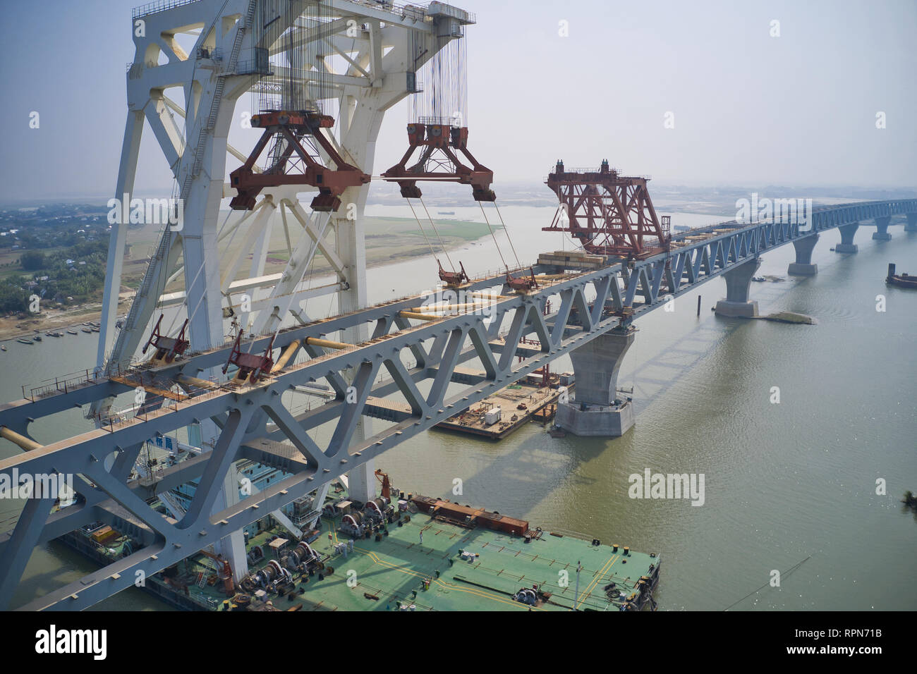 65  % construction de pont Padma complète Banque D'Images