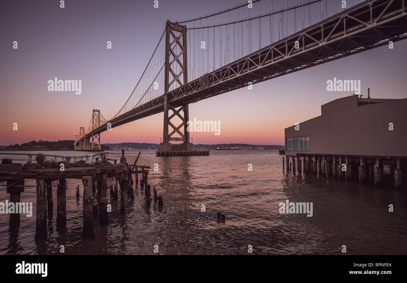 Oakland Bay Bridge, San Francisco Banque D'Images