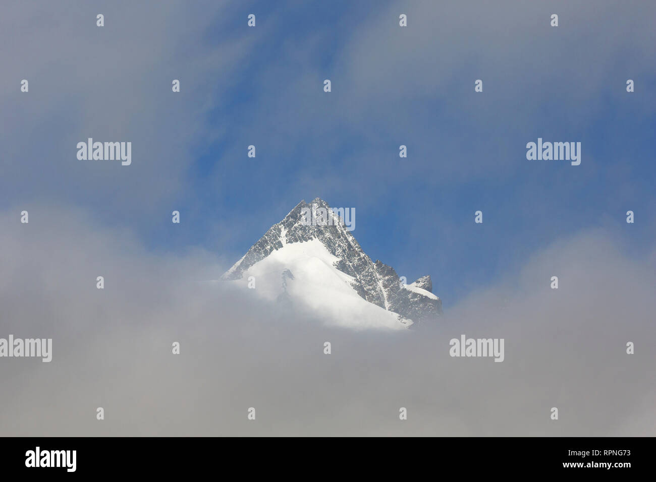 Grossglockner / Großglockner (3798 m), plus haute montagne d'Autriche dans le parc national de Hohe Tauern, la Carinthie / Kärnten Banque D'Images