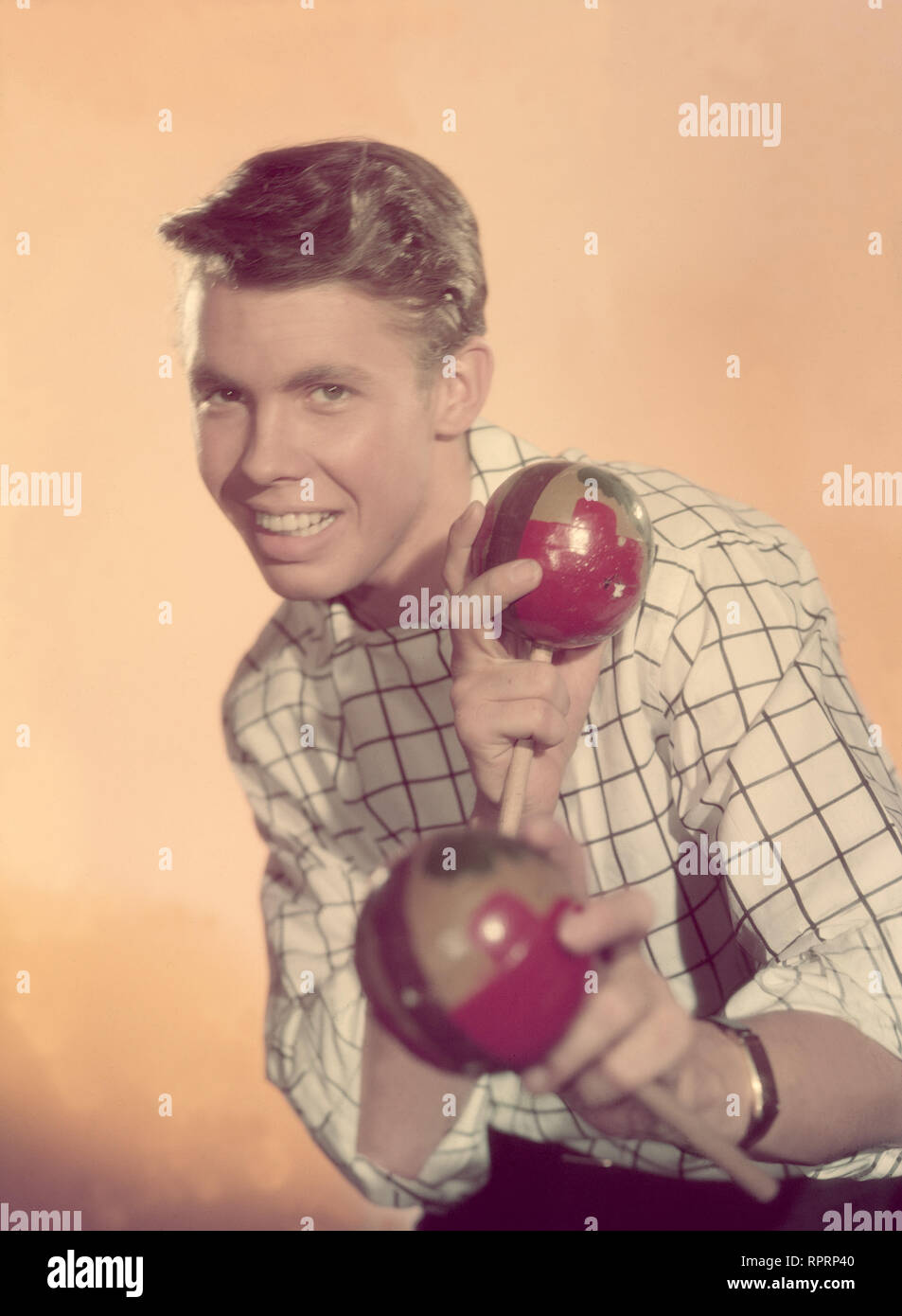 PETER KRAUS, Rock'n'Roll-Sänger Rumba-Kugeln, mit/Maracas, 50er Jahre. kpa/GrimmPortrait, Musik, SÄNGER, Musiker, Rock'n'Roll, 50er Banque D'Images