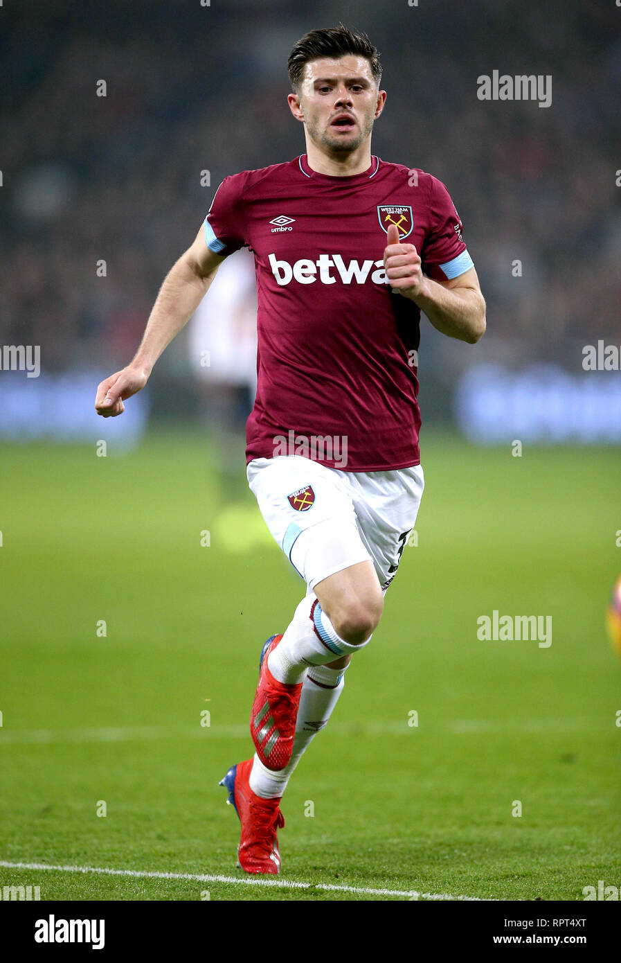 West Ham United's Aaron Cresswell au cours de la Premier League match au stade de Londres. Banque D'Images