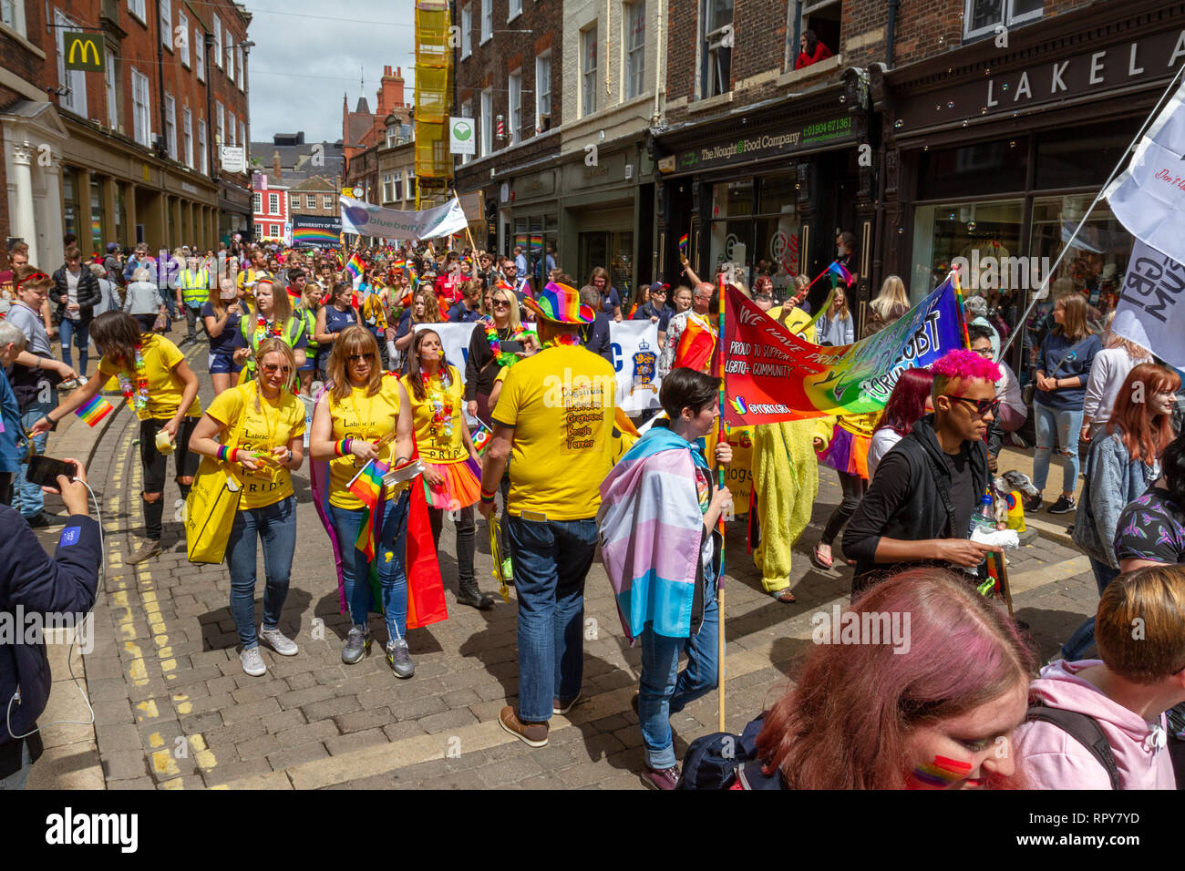 La fierté de New York (2018) Défilé de la fierté LGBT de New York, 9 juin 2018, la ville de York, au Royaume-Uni. Banque D'Images