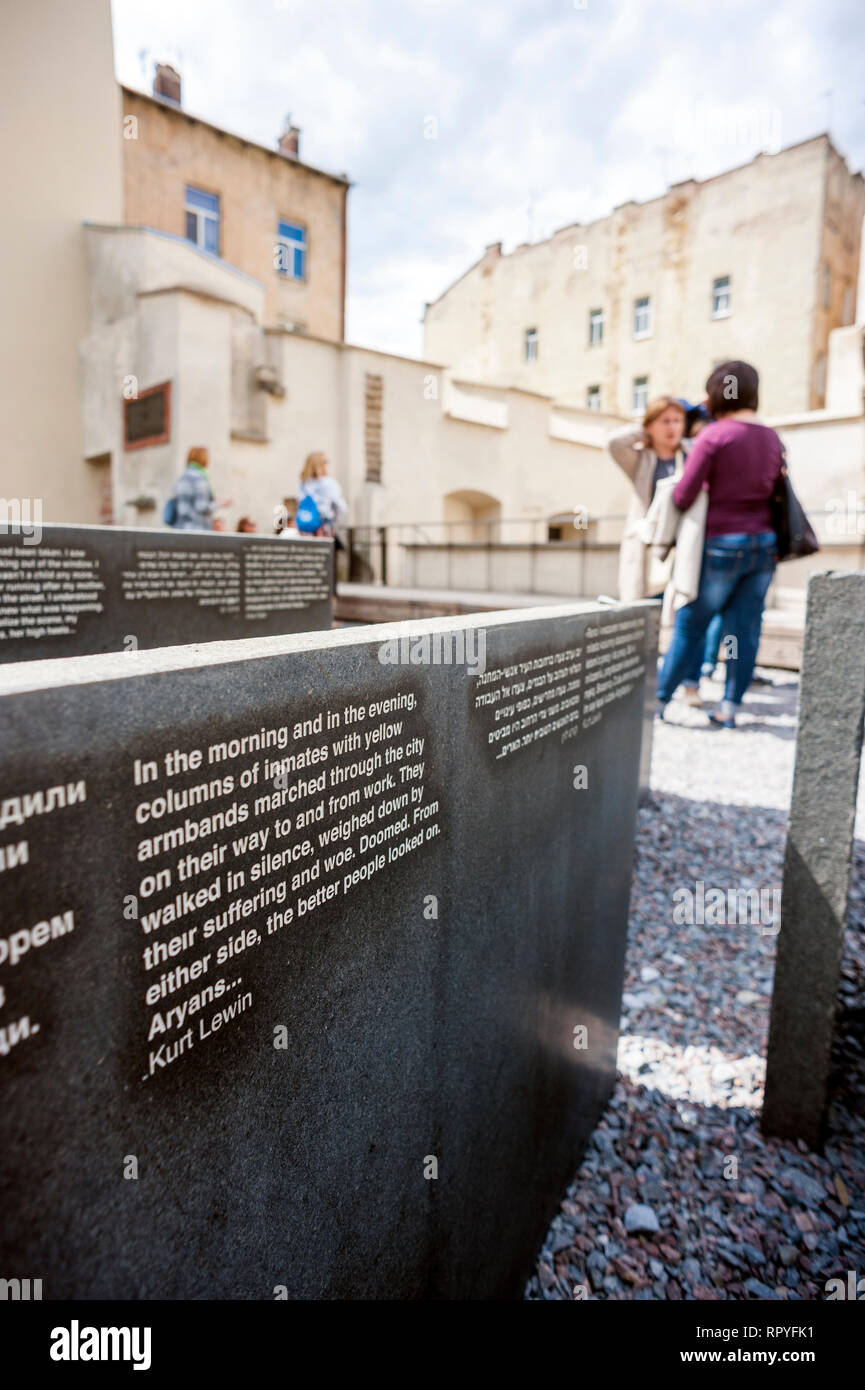 Le Mémorial de l'Holocauste dans la vieille ville de Lviv, Ukraine occidentale. Le ghetto de Lvov a commencé ici après que la plupart des juifs ont été tués ou déportés à Belzec Banque D'Images