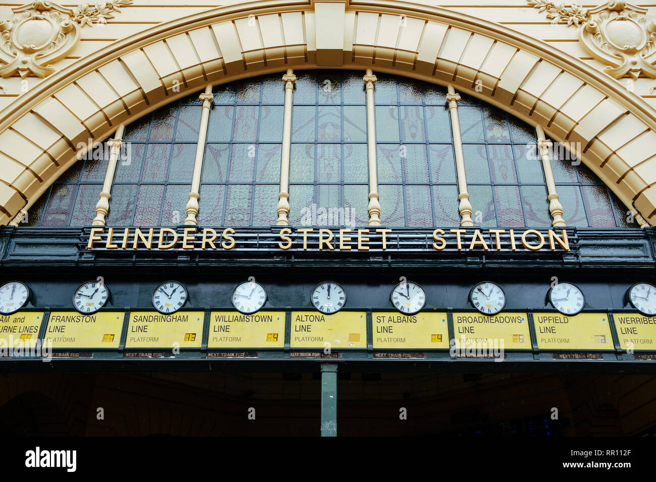 La célèbre horloge de la gare de Flinders Street, Melbourne, Australie Banque D'Images