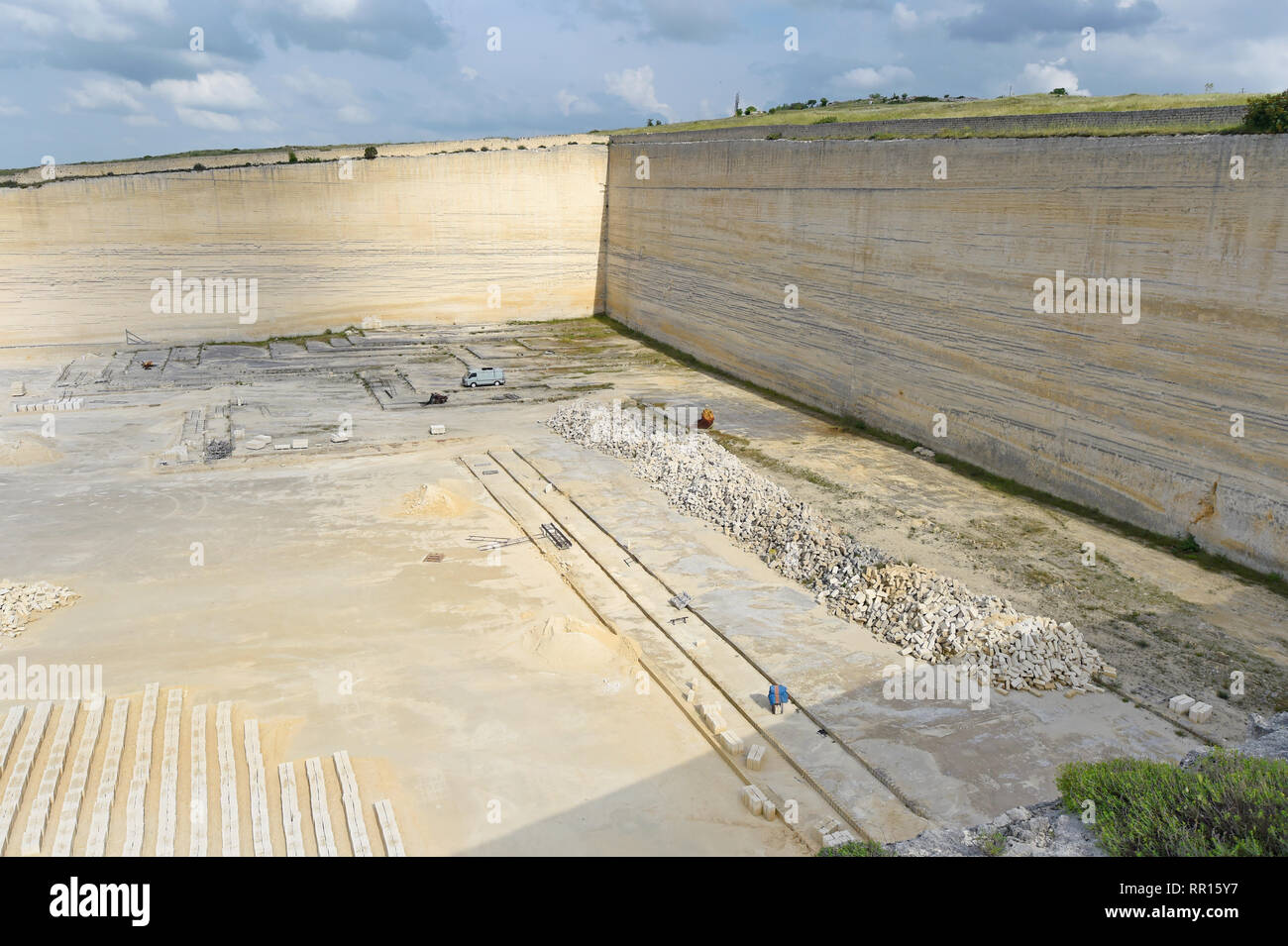 Toutes les images d'une carrière de grès, ancienne mine près de Matera, Italie Banque D'Images