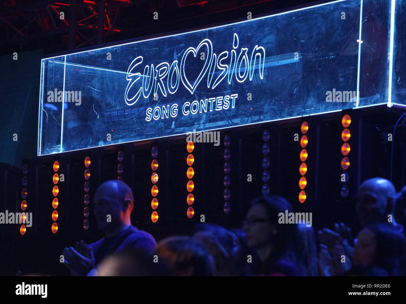 Logo du Concours Eurovision de la chanson est visible pendant l'Eurovision Song Contest 2019 (ESC) final de sélection nationale à Kiev. La chanteuse ukrainienne sera MARUV représente l'Ukraine au cours de l'Eurovision 2019 contest à Tel-Aviv en mai 2019. Banque D'Images