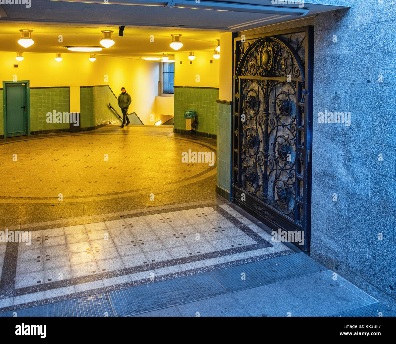 Berlin Wilmersdorf, Heidelberger Platz U-Bahn U3 de la station de métro conçue par l'architecte Willy Leitgebel Banque D'Images