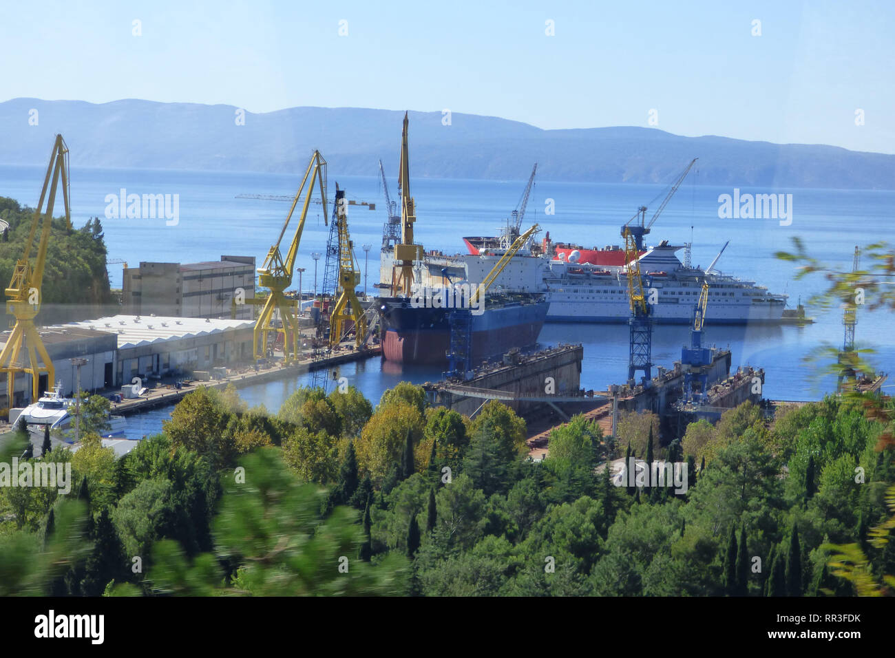 Vue panoramique photo de Rijeka en Croatie l'été port de Fiume Banque D'Images