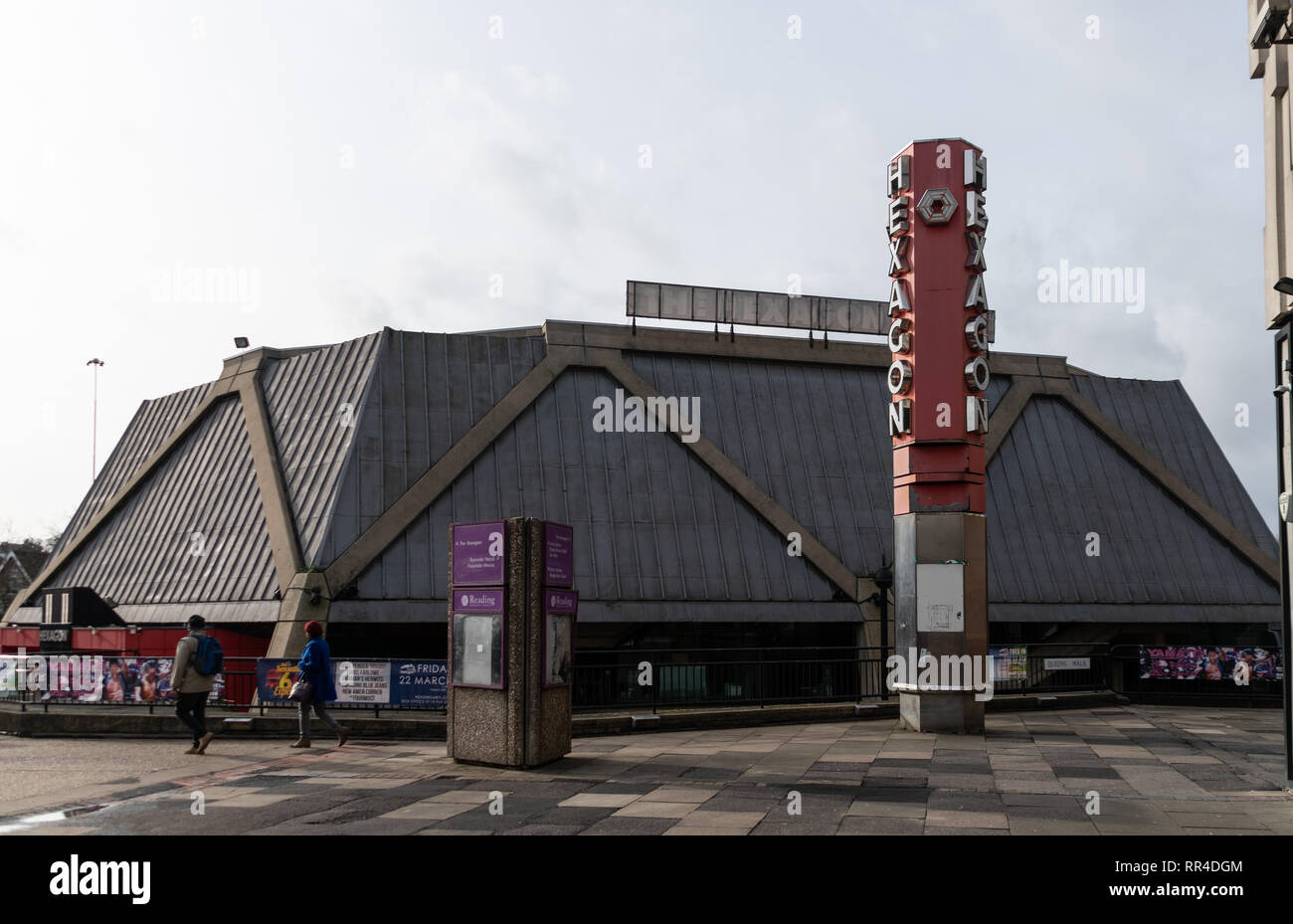 Reading, Royaume-Uni - 09 Février 2019 : Le Théâtre Hexagon, vue de l'Aragon Banque D'Images