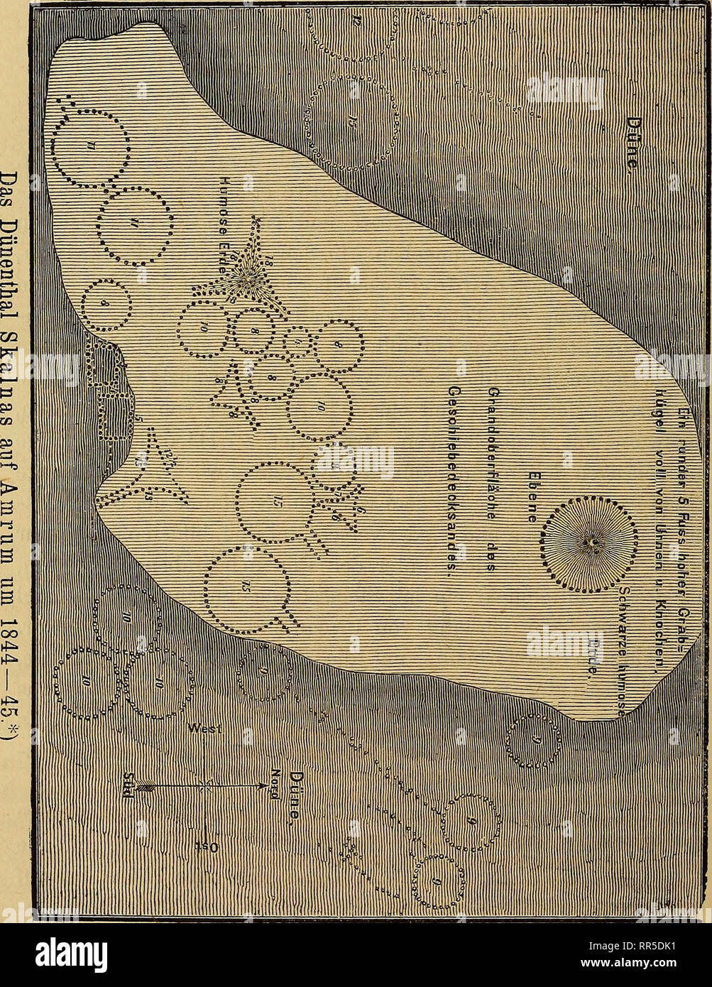 . Abhandlungen zur geologischen Specialkarte von Preussen und den Thüringischen Staaten. 686 TL. Die Insel Amrum. Fig. 7. (82). Beschränkten Inselhügel auf Amrum, der kein Mittel- diluvium mit grossen Blöcken und keine Kliffe hat, en aus Blöcke) * Die Zahlen sind in den Diirchmesser Kreisen, an den anderen Umrissen Seitenlänge dans Schritten. Punkt ist ein jeder. Steinblock. Veuillez noter que ces images sont extraites de la page numérisée des images qui peuvent avoir été retouchées numériquement pour plus de lisibilité - coloration et l'aspect de ces illustrations ne peut pas parfaitement ressembler à l'original Banque D'Images