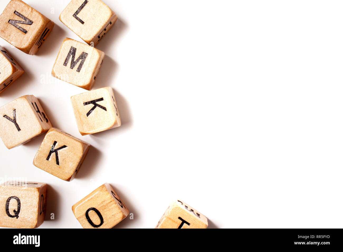 Alphabet aléatoire dés - copy space Banque D'Images