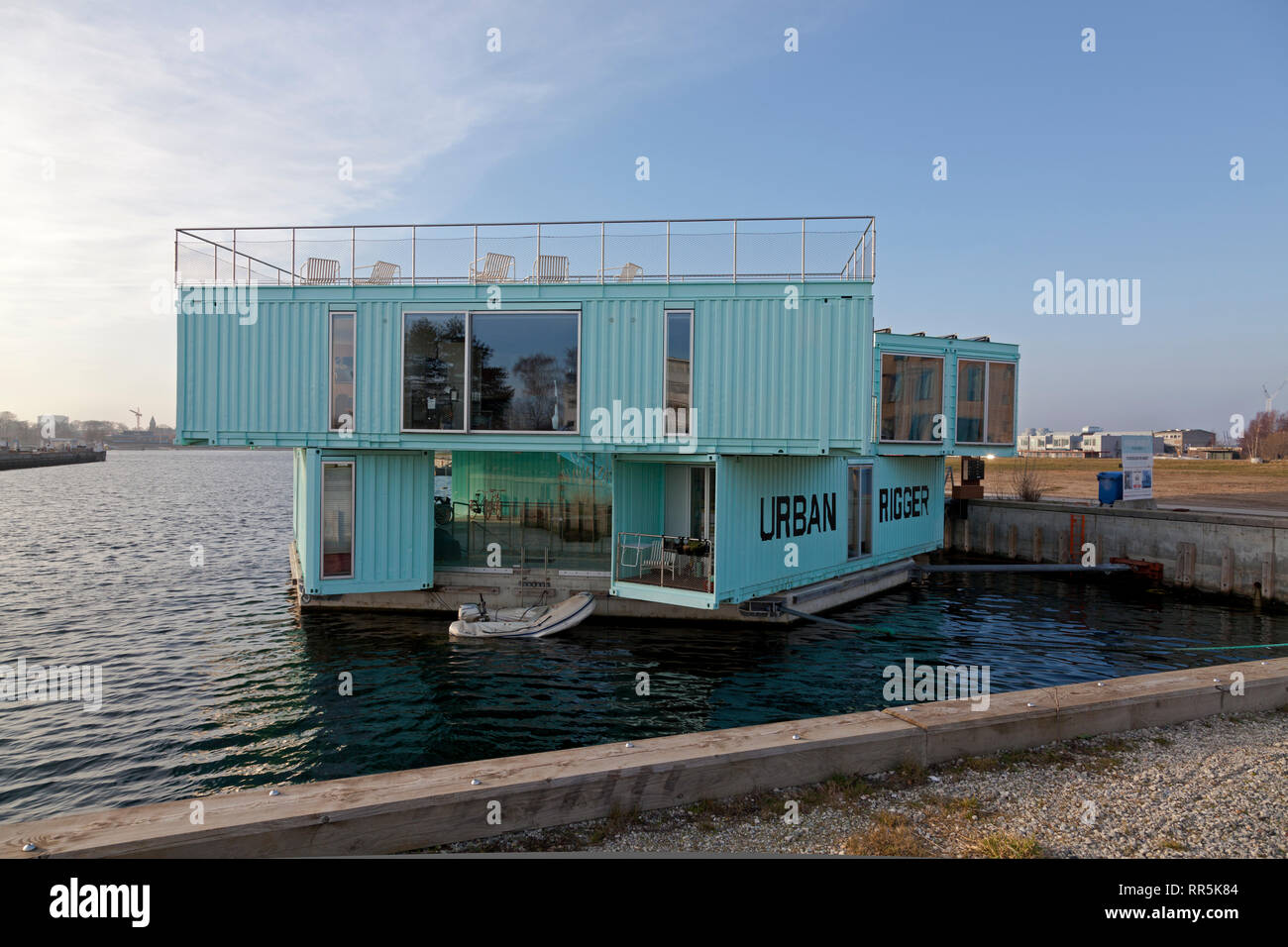 Urban Rigger, flottant, flexible CO2 neutre propriétaire occupé logement étudiant, Refshaleøen, dans le port de Copenhague, Danemark, architecte Bjarke Ingels Banque D'Images