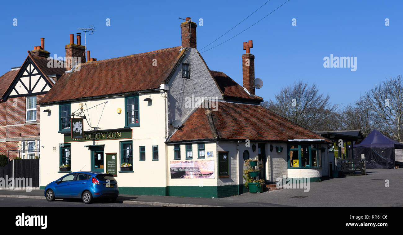 Le Golden Lion public house, Bedhampton, Havant, Hampshire, England, UK Banque D'Images