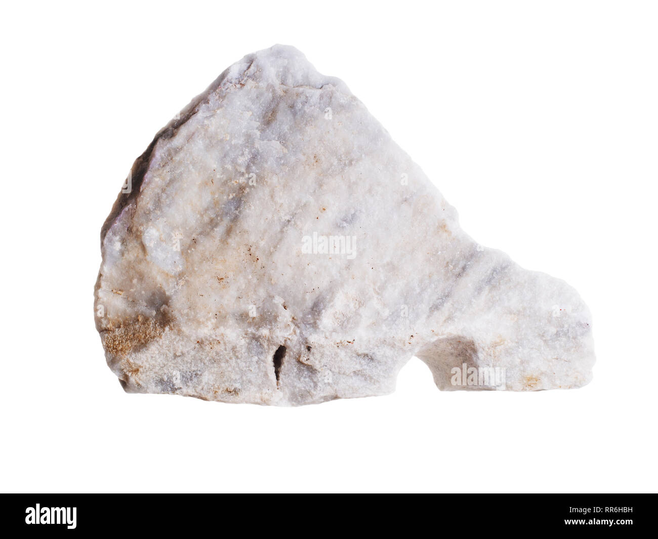 Un morceau de marbre blanc fraîchement taillé de la carrières de Carrare, Italie. Isolé sur fond blanc. Banque D'Images