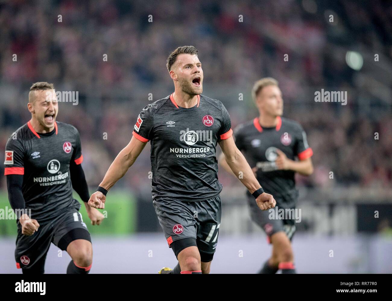 Düsseldorf, Deutschland. Feb 23, 2019. jubilation Eduard LOEWEN (Lowen, N) après son but à 0 : 1, l. Adam ZRELAK (N), football 1.Bundesliga, 23.journée, Fortuna Dusseldorf (D) - FC Nuremberg (N), 23.02.2019 à Düsseldorf/Allemagne. # #  DFL règlement interdit toute utilisation des photographies comme des séquences d'images et/ou quasi-vidéo # #  | Conditions de crédit dans le monde entier : dpa/Alamy Live News Banque D'Images