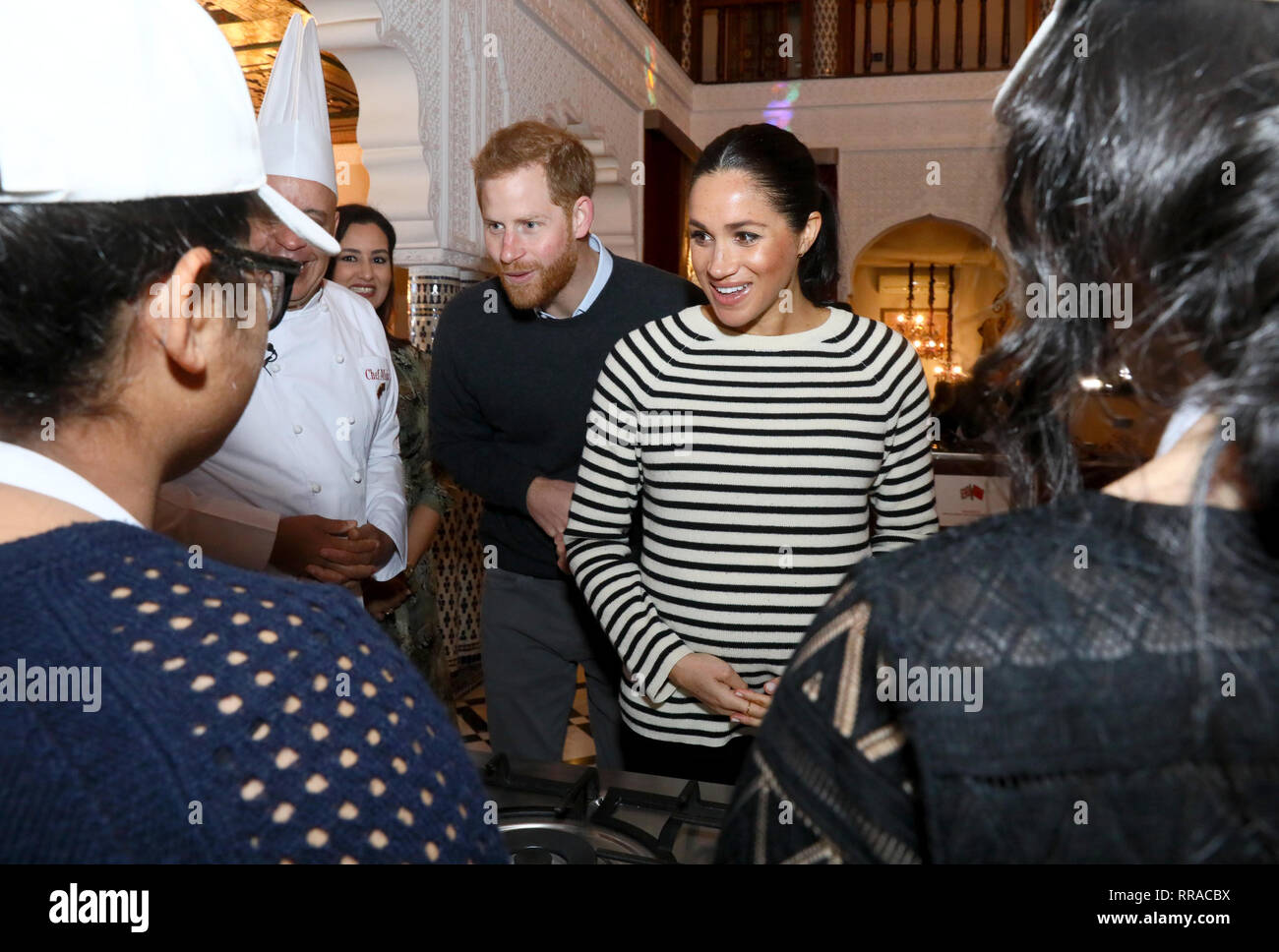 Le duc et la duchesse de Kent au cours d'une démonstration de l'Ecole de cuisine à la Villa des Ambassadeurs à Rabat sur le troisième jour de leur tournée du Maroc. Banque D'Images