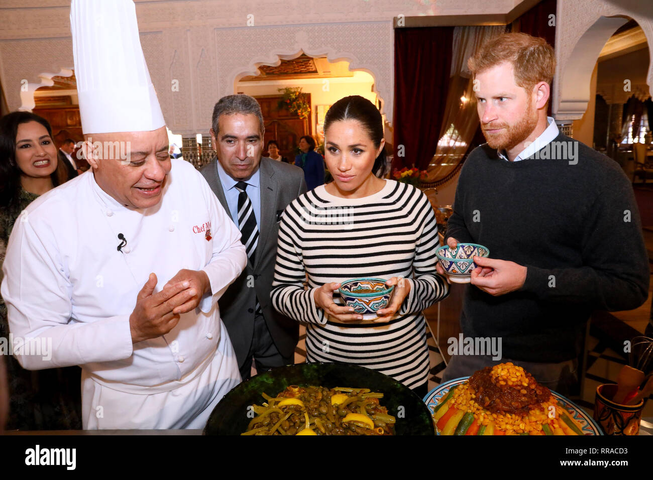 Le duc et la duchesse de Kent avec le Chef Moha Fedal lors d'une manifestation à l'Ecole de cuisine Villa des Ambassadeurs à Rabat sur le troisième jour de leur tournée du Maroc. Banque D'Images