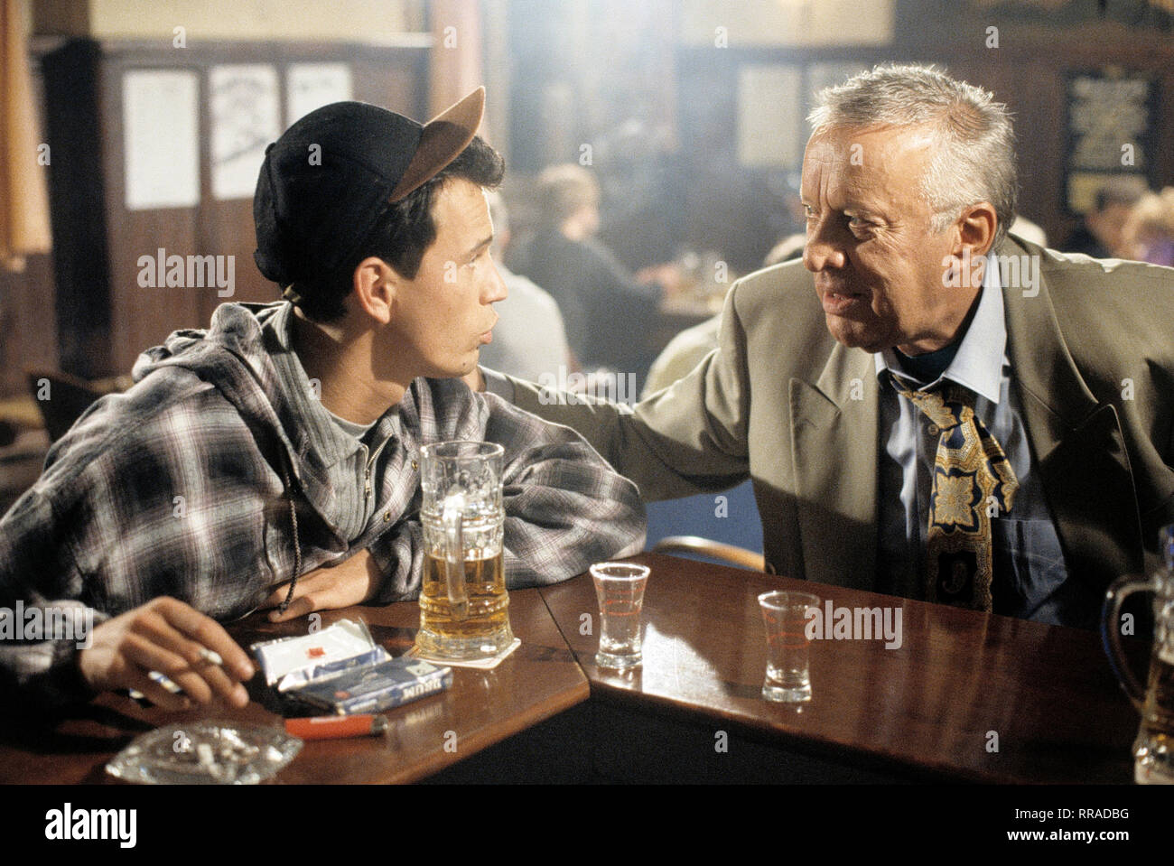 MICHEL GUILLAUME (Théo Renner), HEINZ BAUMANN (Sudmann) EM / films, Fernsehen, Kriminalfilm, Serie, 90er / Überschrift : SOKO 5113 / Deutschland 1997 Banque D'Images