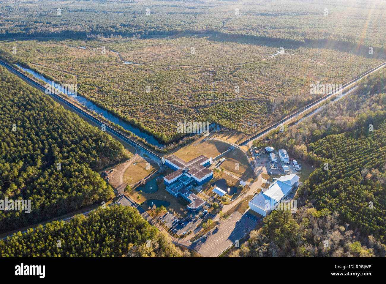Vue aérienne de l'advanced LIGO détecteur gravitationnel à Livingston, en Louisiane Banque D'Images