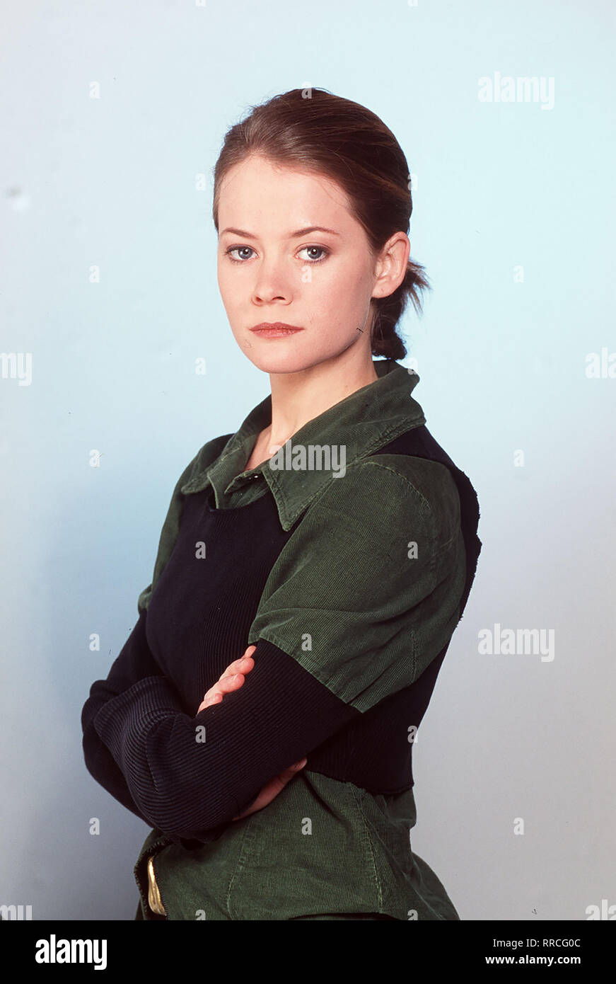 Ann Auch (LISA KARLSTRÖM) ist nicht besonders auf Viola gut zu Sprechen Sie eine freundschaftliche mißversteht : Geste zwischen Mark und Viola und lässt sich erst von einer besseren Viola belehren Regie : Christian plus léger aka. 6. Wilde Engel / DIE Überschrift : STRANDCLIQUE / BRD 1998 Banque D'Images