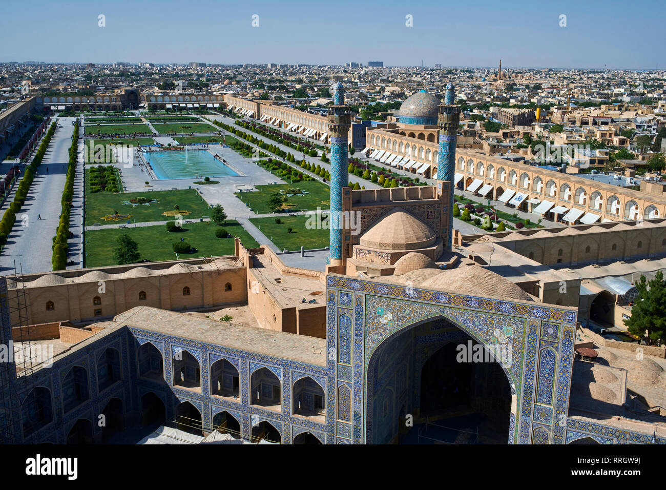 Vue générale de Place Imam, l'Imam Mosquée (mosquée du Shah) et cheikh Lotfollah Mosquée, Isfahan, Iran, Moyen-Orient Banque D'Images