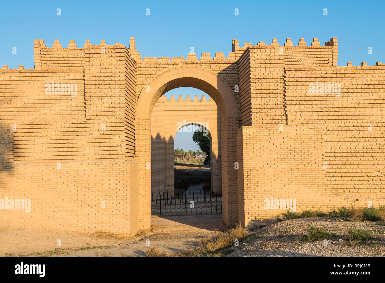 Ruines reconstruites de Babylone, Iraq, Middle East Banque D'Images