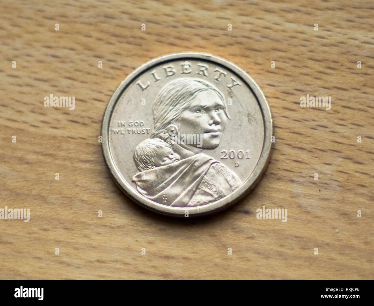 Un dollar Sacagawea (aussi connu sous le nom de "golden dollar"), une pièce d'un dollar des États-Unis premier frappées en 2000. Banque D'Images