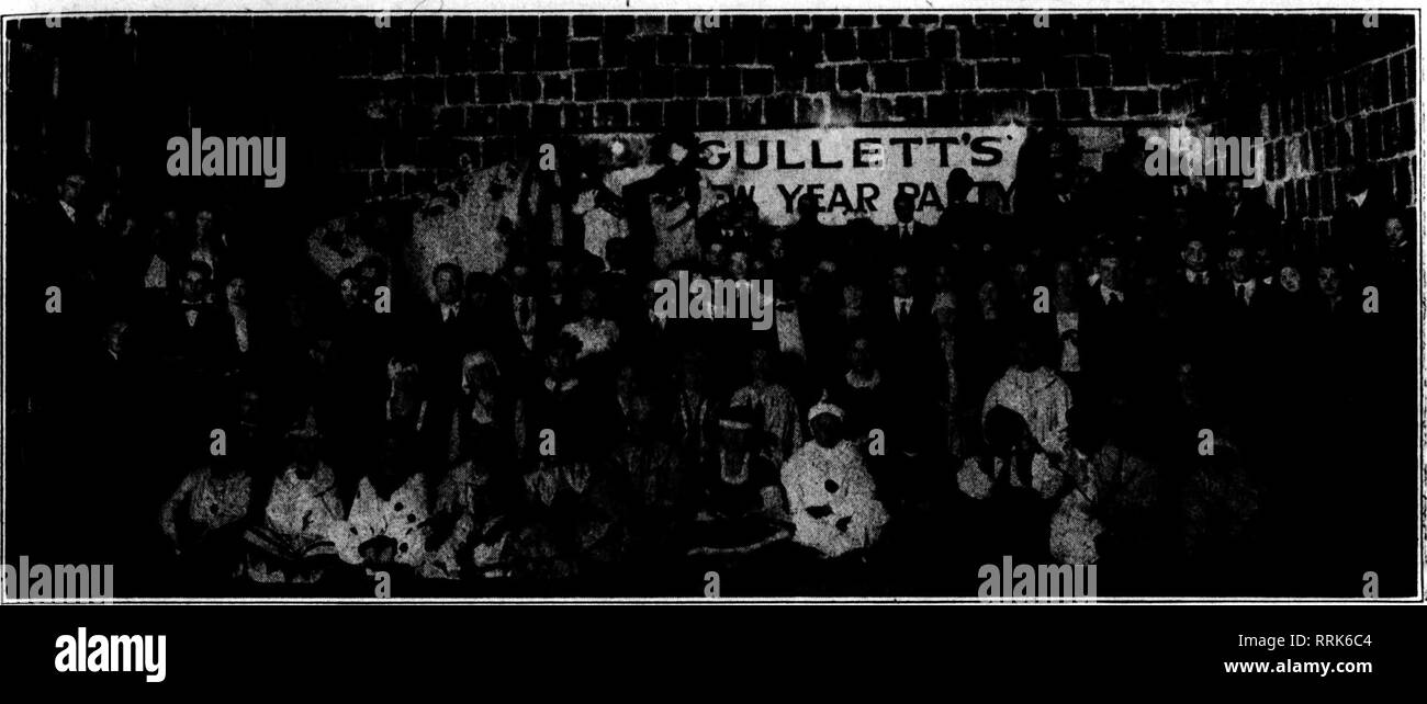 . Les fleuristes [microforme] examen. La floriculture. .»^^ ? ?r :- ?- .^^'-- ? ? ?-. ,/ ?, . IV .".".. &Gt ; , ?' -^ji" ? '^ ' le 15 janvier, 1920. Les fleuristes^ Review 25. Fête du Nouvel An des employés de Gullett &AMP ; Fils, LincoIn&gt ; III. N. J. ; H. B, Marmelli, Montvale, N. J., F. M. Pennock, San Juan, Porto Eico ; Dwight M. Hills, 205 West Street, New York ; Wm. H. Johnston, 131 West 26e Rue, New York. Trésorier Rickards a présenté un rapport détaillant les finances du club, qui a montré un équilibre dans le trésor de 16 289 $. Carl Engelman, de Saffron Walden, l'Angleterre, a fait une brève intervention, Banque D'Images