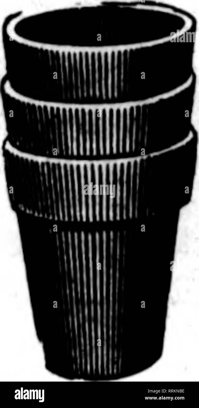 . Les fleuristes [microforme] examen. La floriculture. Le 27 février 1919. Les fleuristes^ Review 99 : Liste des pots rouges Prix Nets F. 0. B. Usine, Ionia. Les frais d'emballage inclus. Par caisse 1000 contient 2 pouces 6,00 $ 25002&gt;4 pouces 6,80 2000 8,00 2ifl pouces pouces 10,40 12608 -1000 S'a po 12,80 S^ 500 pouces, géranium 14,40 5004 16,00 pouces 6004"a" 21,60 250 28,80 250 6 pouces 6 pouces 43,20 125 C. C. Pollworth Co. Milwaukee, Wisconsin mentionner le Bavlew quand yon écrire.. Veuillez noter que ces images sont extraites de la page numérisée des images qui peuvent avoir été retouchées numériquement pour plus de lisibilité - colo Banque D'Images