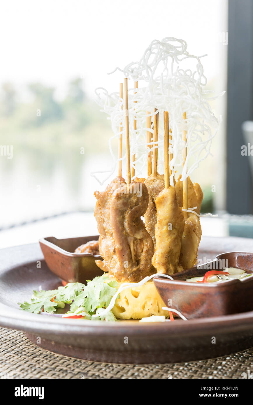 Brochettes de poulet Sate, Thai cuisine groumet Banque D'Images