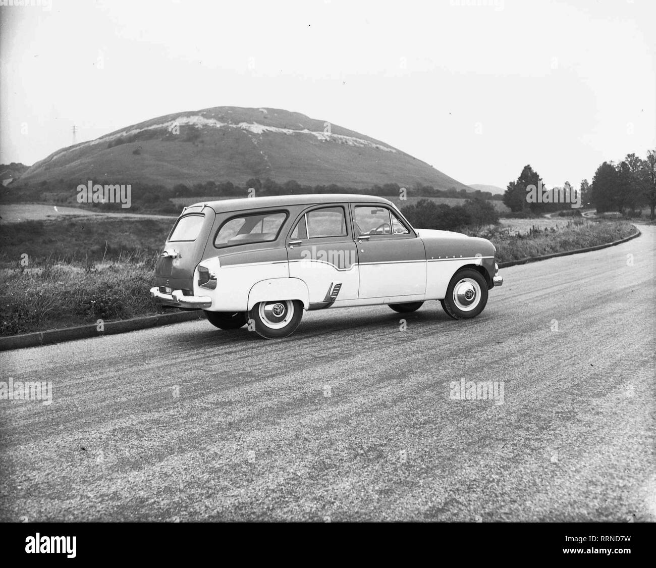1956 Vauxhall Velox Dormobile break par Martin Walter Ltd (Folkestone) - précurseur de Dormobile Ltd Banque D'Images