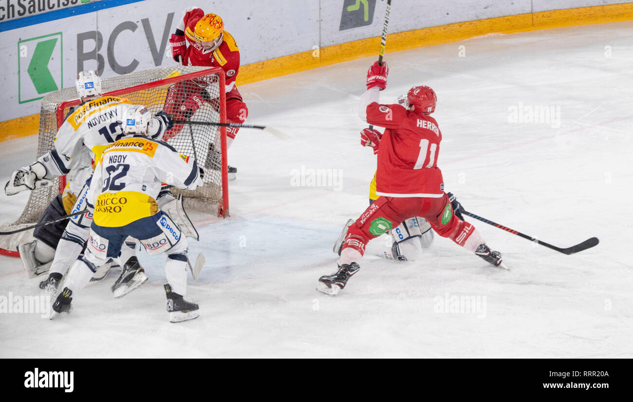 Lausanne, Suisse. Feb 26, 2019. LNA DE HOCKEY SUR GLACE SUISSE LAUSANNE HC HC AMBRI PIOTTA-VS - Lausanne Hc HC Ambrì-Piotta Vs Vaudoise à Lausanne, Arena (47e jour de la saison), 26-02-2019. Crédit : Eric Dubost/Alamy Live News Banque D'Images