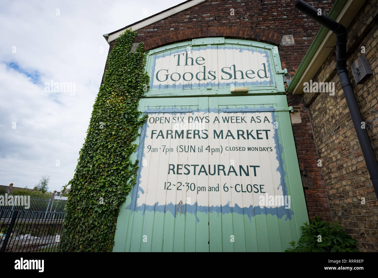 Le magasin et restaurant Goods Shed Farm, Canterbury, Kent Banque D'Images