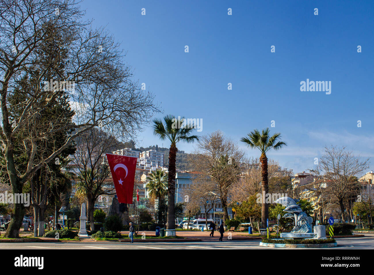 Mudanya, Bursa / Turquie - 28 janvier 2019 : central square et parc de Mudanya Banque D'Images