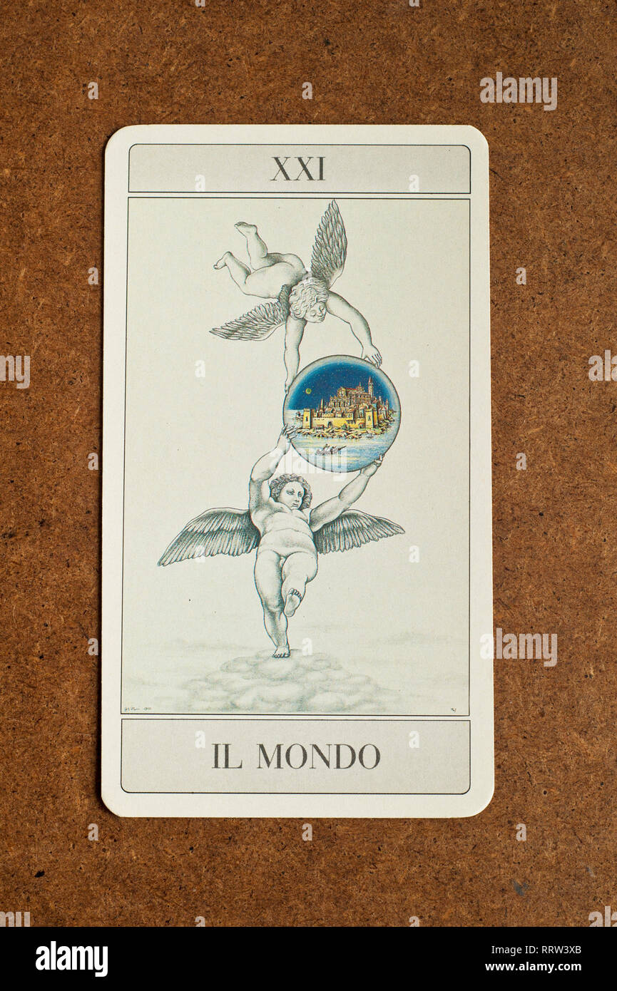 La carte du tarot du monde Banque de photographies et d’images à haute