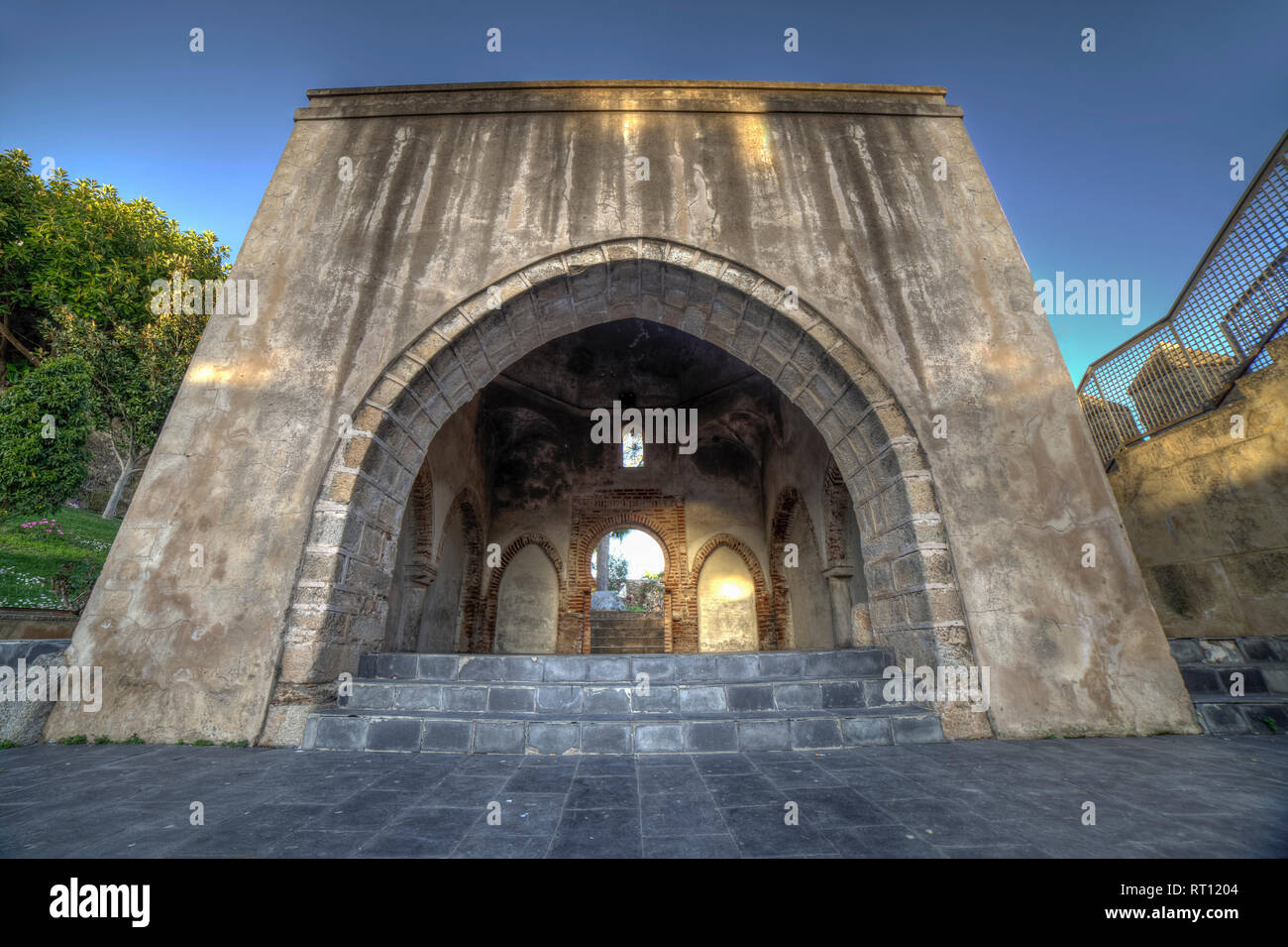 El Morabito bâtiment ou Marabout, dernière forteresse musulmane reste à Templar, Jerez de los Caballeros, Espagne Banque D'Images El Morabito bâtiment ou Marabout, dernière forteresse musulmane reste à Templar, Jerez de los Caballeros, Espagne Banque D'Images