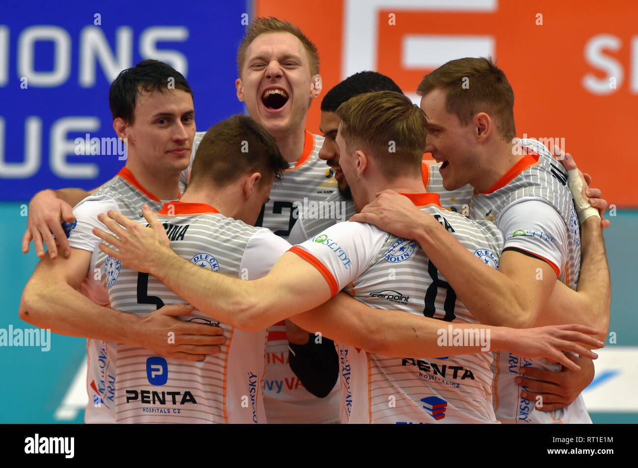 Karlovy Vary, République tchèque. Feb 27, 2019. Les joueurs d'Karlovarsko sont vus au cours de la 6e tour groupe B de la Ligue des Champions de volley-ball match contre l'Karlovarsko Modena à Karlovy Vary, République tchèque, le 27 février 2019. Credit : Slavomir Kubes/CTK Photo/Alamy Live News Banque D'Images