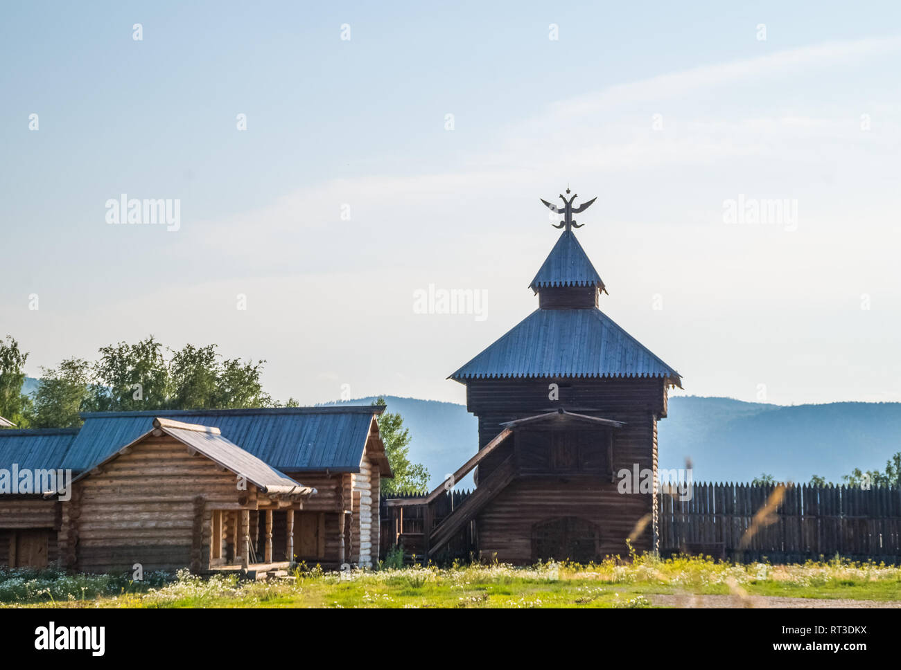 Taltsy est un musée ethnographique d'architecture et d'architecture en bois de Sibérie. Banque D'Images