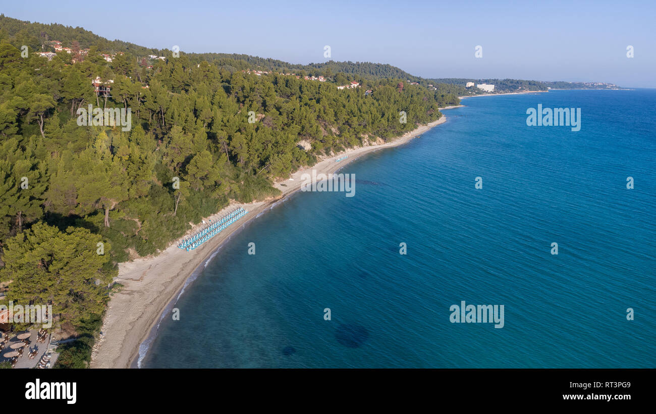 Vue aérienne de Kriopigi beach. La péninsule de Kassandra Halkidiki, Grèce Banque D'Images