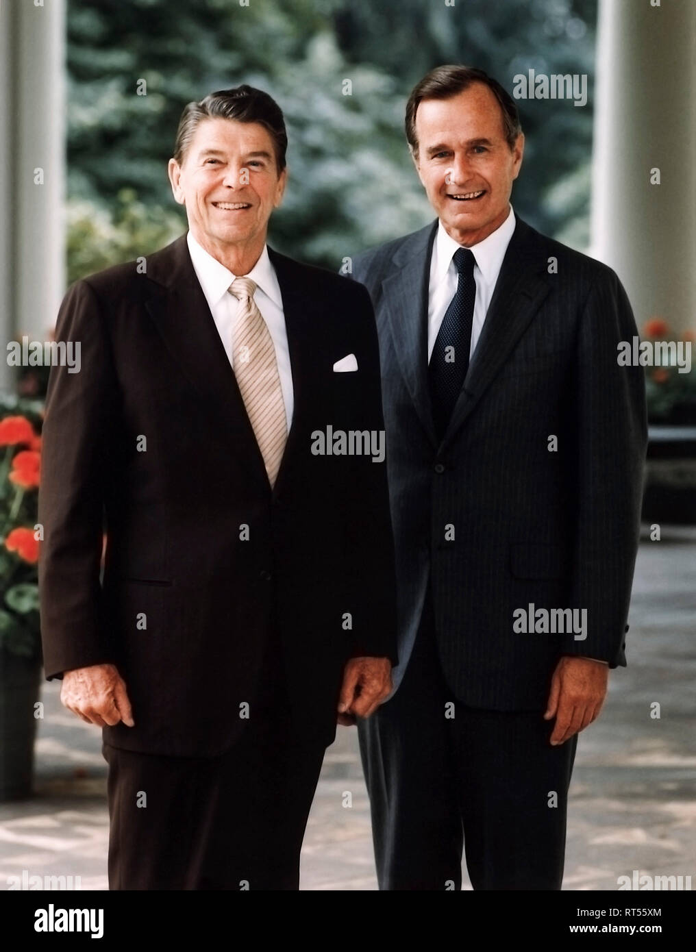 Le portrait officiel du président Ronald Reagan et son vice-président George H. W. Bush. Banque D'Images