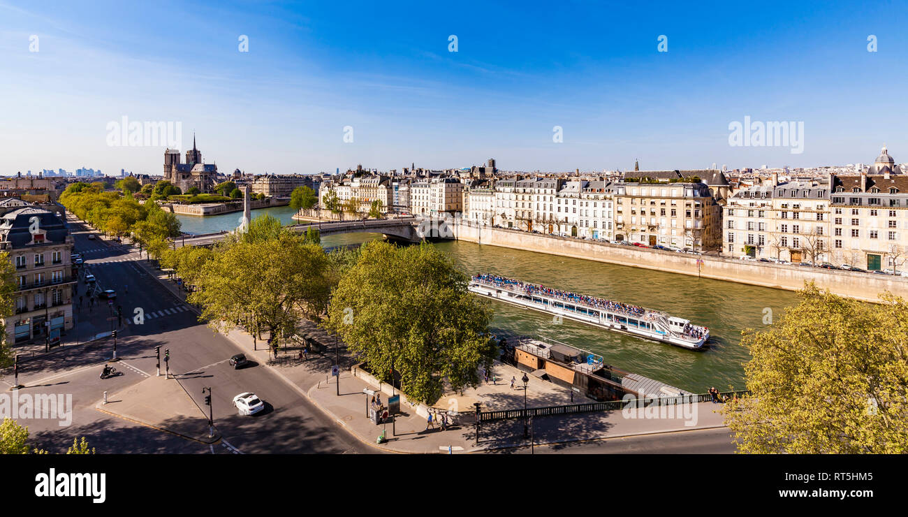 France, Paris, paysage urbain avec la Seine et Notre Dame Banque D'Images