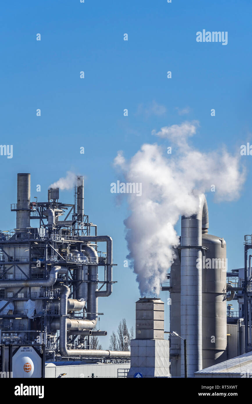 Industrial Estate montrant la production chimique BASF site dans le port d'Anvers, Belgique Banque D'Images