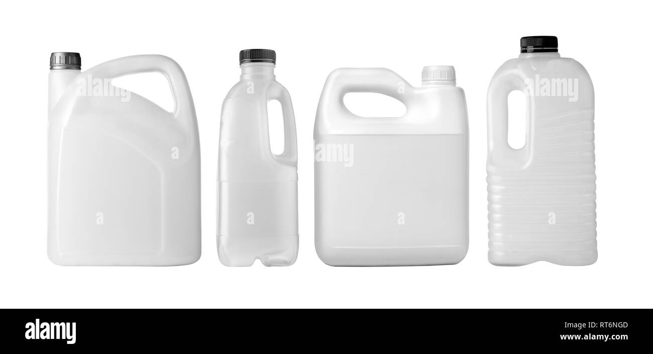 Bidons en plastique blanc isolé sur fond blanc Banque D'Images
