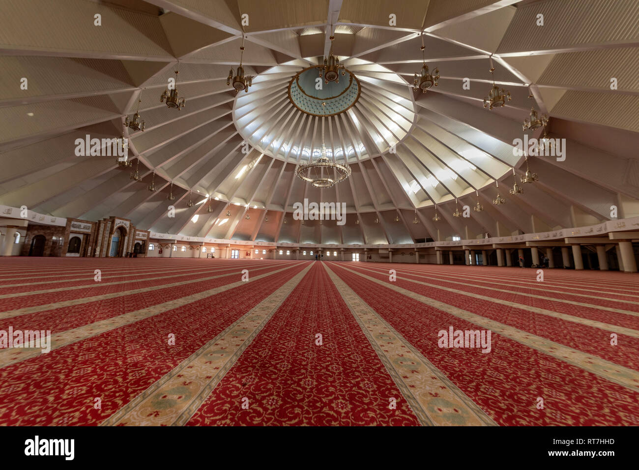 Sous le dôme, la Mosquée de Sheikh Khalifa, Shymkent, Kazakhstan Banque D'Images