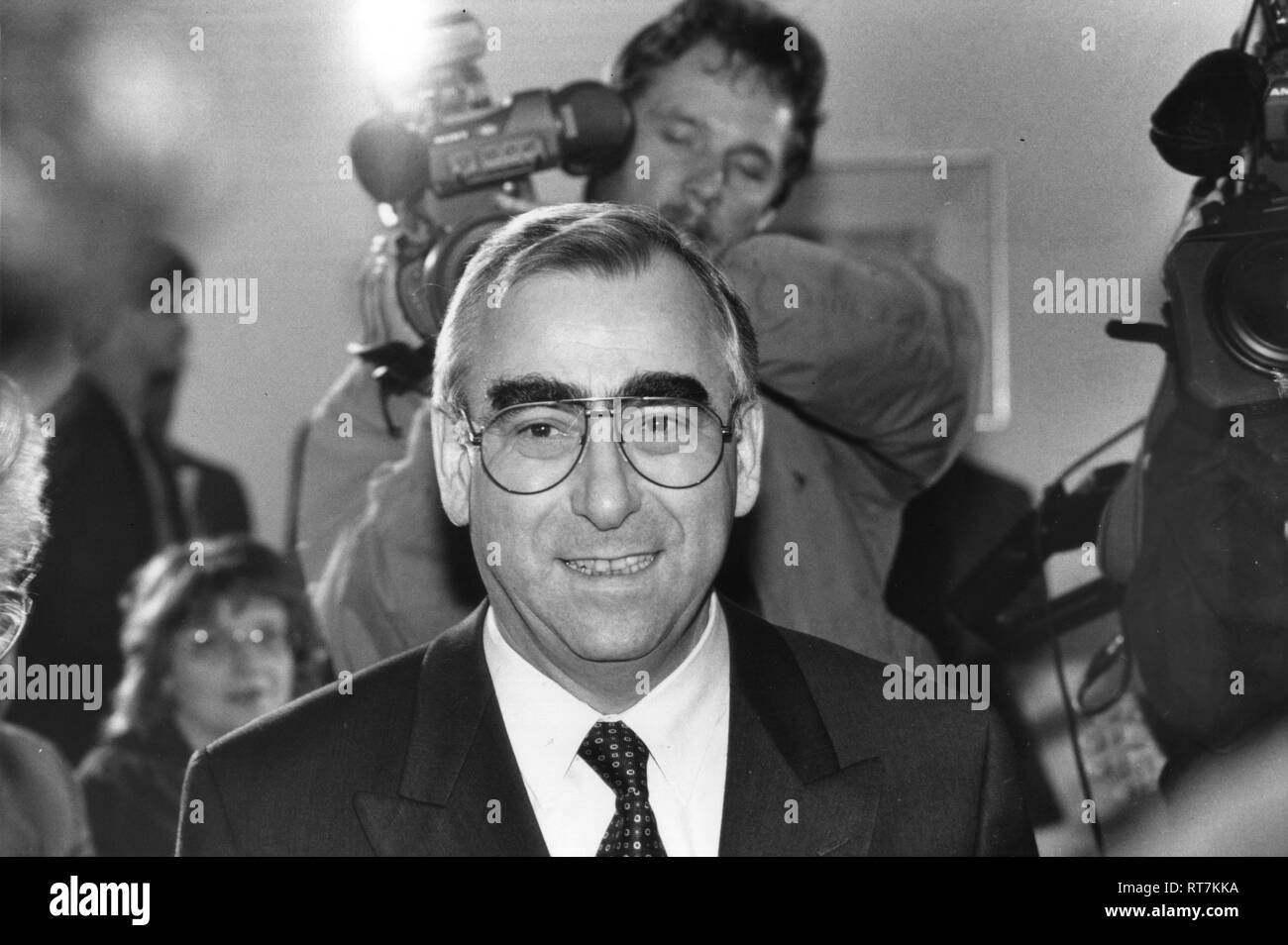 Theodor WAIGEL, 'Theo', * 22.4.1939, homme politique allemand (Union chrétienne-sociale), portrait, vers 1983, Additional-Rights Clearance-Info-Not-Available- Banque D'Images